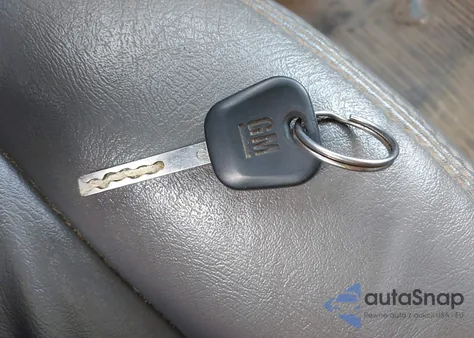 2017 Chevrolet Express 2500 Work Van z USA, uszkodzony, nr VIN 1GCWGAFG8H1100031